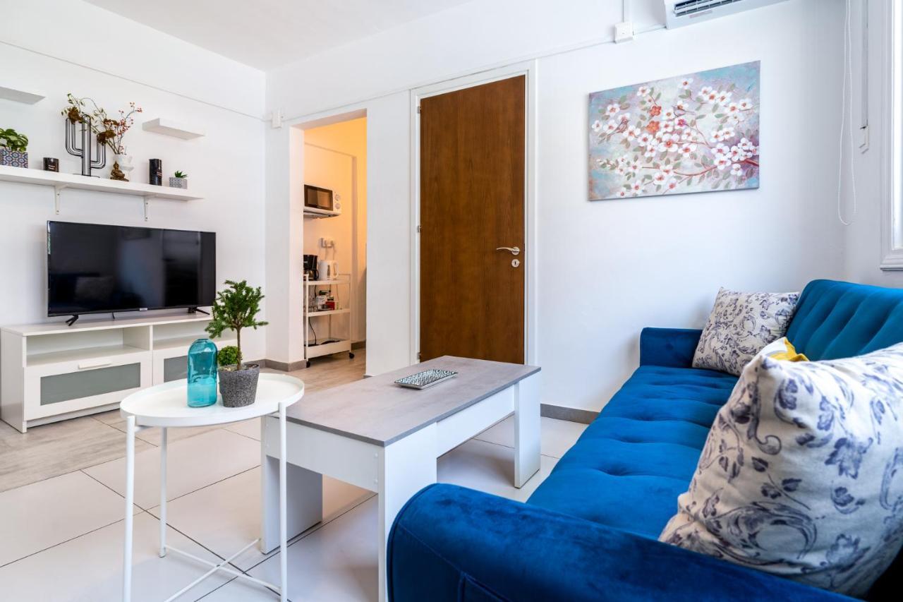 Mila'S 1-Br Apartment In Larnaca Extérieur photo